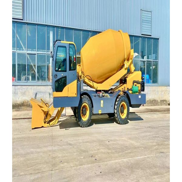 Большой барабанный 4WD Автоматический цементный смеситель Грузовик Самозагрузка Дизель портативный 6.5m3 Мобильный