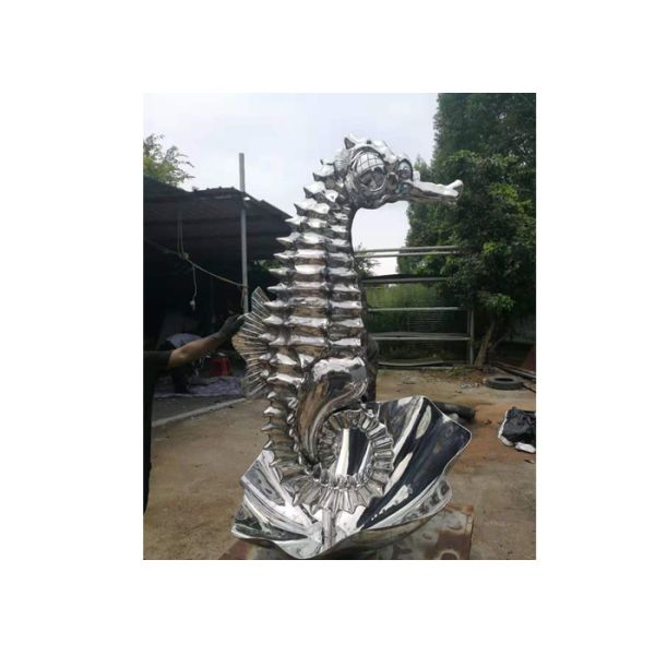 Large Lifelike Seahorse Sculpture Stainless Steel On Shell For Outdoor