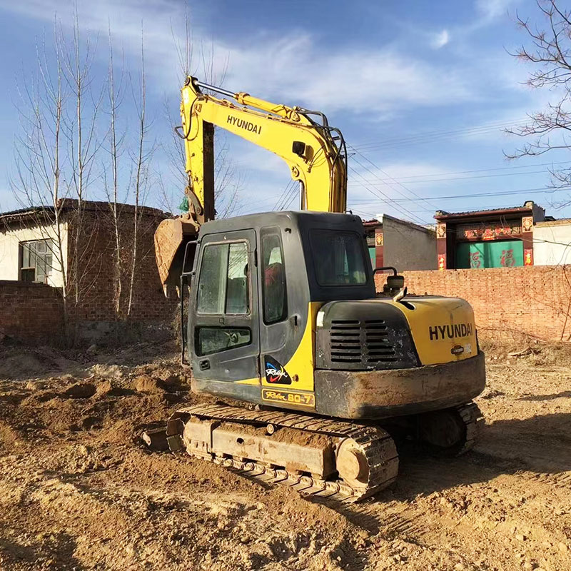 Корейская подержанная экскаваторная машина Hyundai 80-7 8 тонн