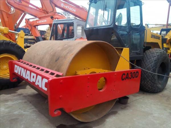 Dynapac CA30D Road Roller Compactor Machine with Excellent Efficiency