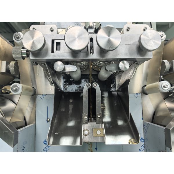 JL-75II Laboratory Softgel Encapsulation Machine with 6,000 capsules/hour Output, PLC Control, and Compact Integrated Structure