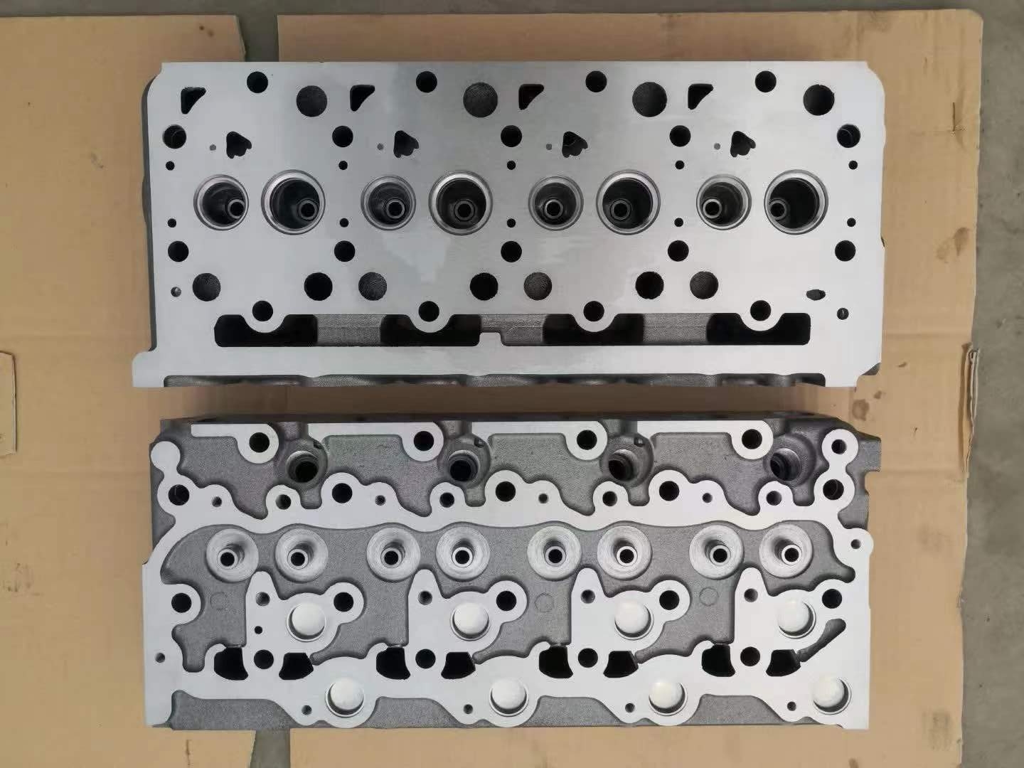 Головка цилиндра двигателя Kubota V2203 V2203-M 01907-703040 1907-703048