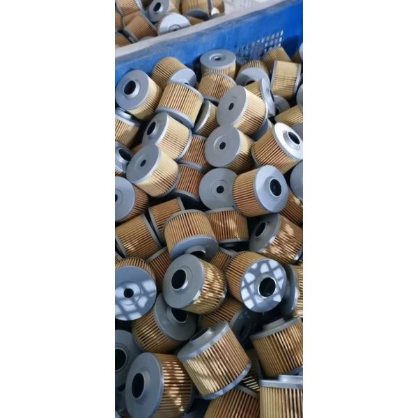 OE 90915yzzc5 Car Oil Filter for Toyota CHARADE COROLLA PASEO RAV TERCEL SWIFT CAMRY