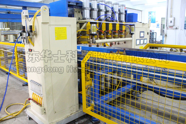 Máquina de soldadura tubular 300A da malha do tanque de IBC com sistema de descarregamento automático