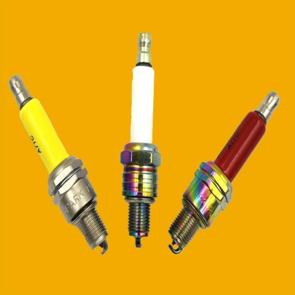 Hot Selling Motorcycle Spark Plug for CB125s Motorcycle Engine