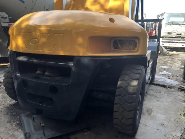 used 7ton tcm 3stages diesel forklift FD70Z8 originally made in japan,low working hrs ,6m lifting height