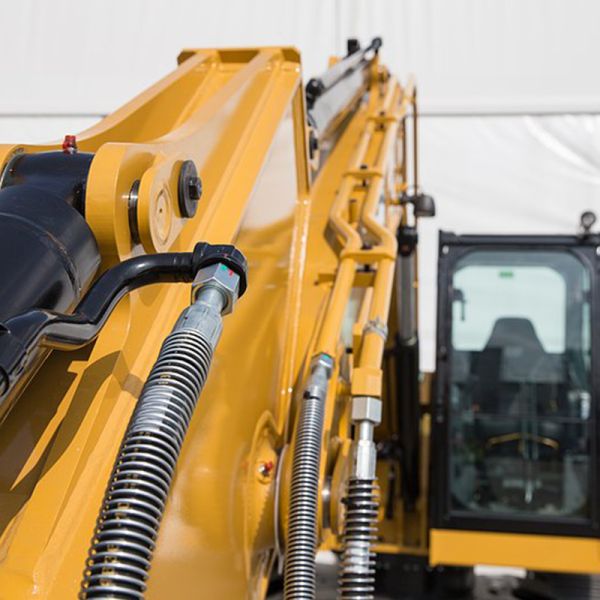 Caterpillar 310 Mini Hydraulic Crawler Excavator with Log Clamp and Eaton Hydraulic Pump