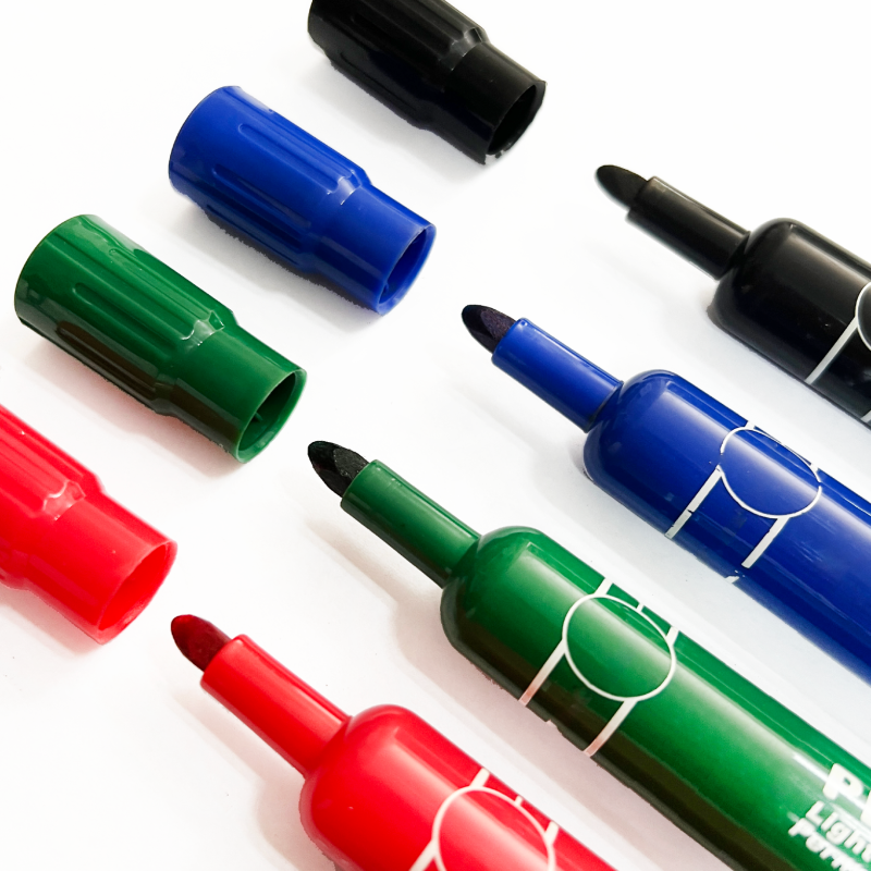 New Design 4PCS Premium Colorful School And Office Dry Easy Marker Set Bullet Tip Permanent Marker