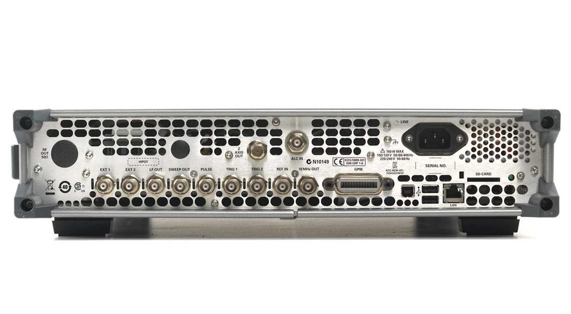 Keysight N5183B MXG X-серия генератор аналогового микроволнового сигнала от 9 кГц до 40 ГГц