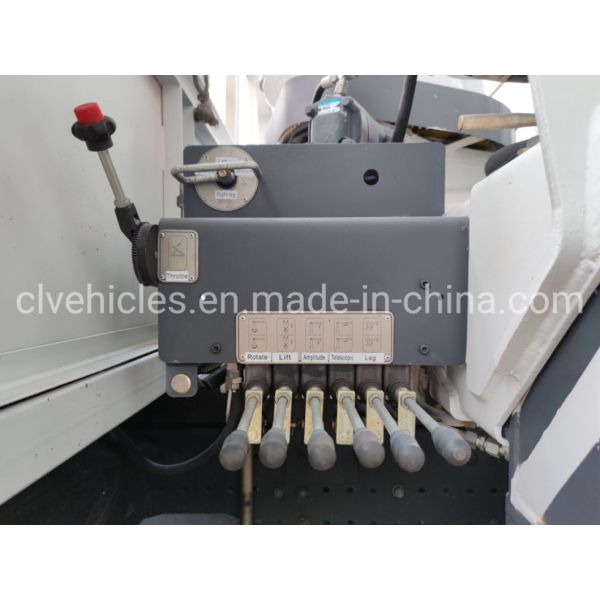 FVZ 300hp ISUZU Truck Mounted Crane 15m Telescopic Boom Crane Truck