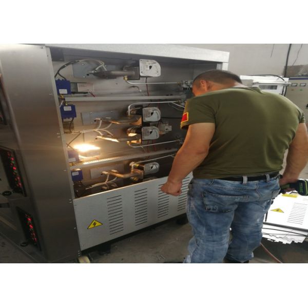 High Durability Commercial Gas Bread Ovens , 12 Trays Gas Deck Oven With Steam