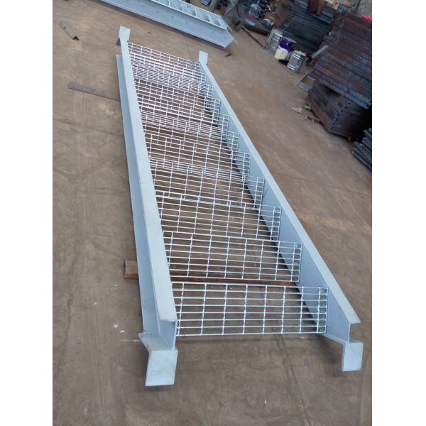 Hot Dip Galvanised Stair Treads,T1 / T2 / T3 / T4 Bar Grating Stair Treads