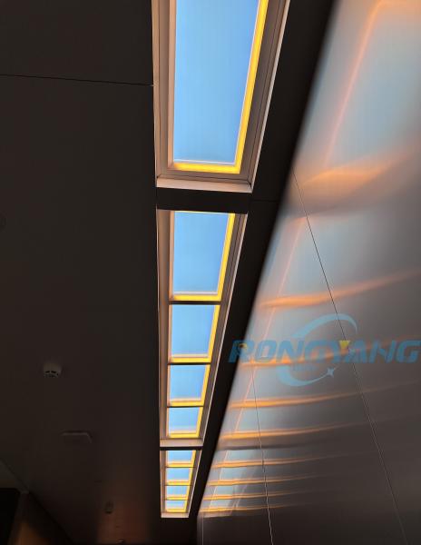 Panneau LED Slim Sky Light Smart Control Effect bleu doux du ciel LED Panneau phare pour plafond hauteur de réserve 70 mm