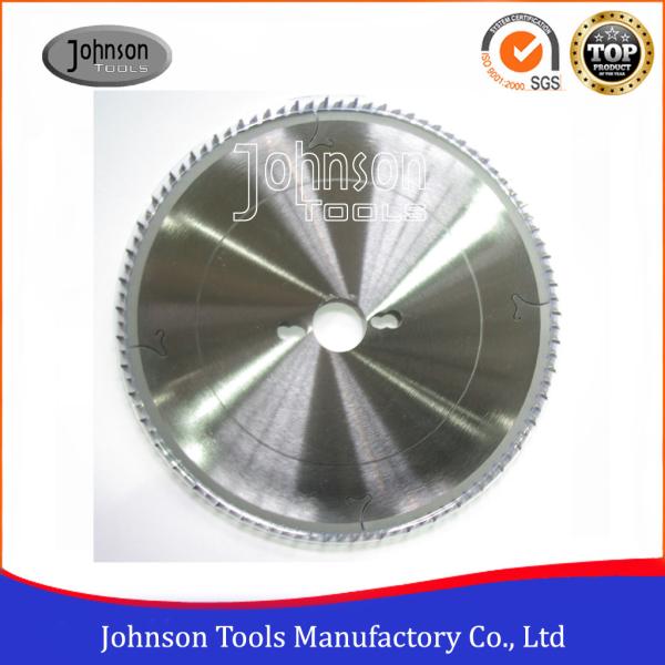 O TCT do MDF 200mm 250mm 300mm circular viu as lâminas com o carboneto derrubado