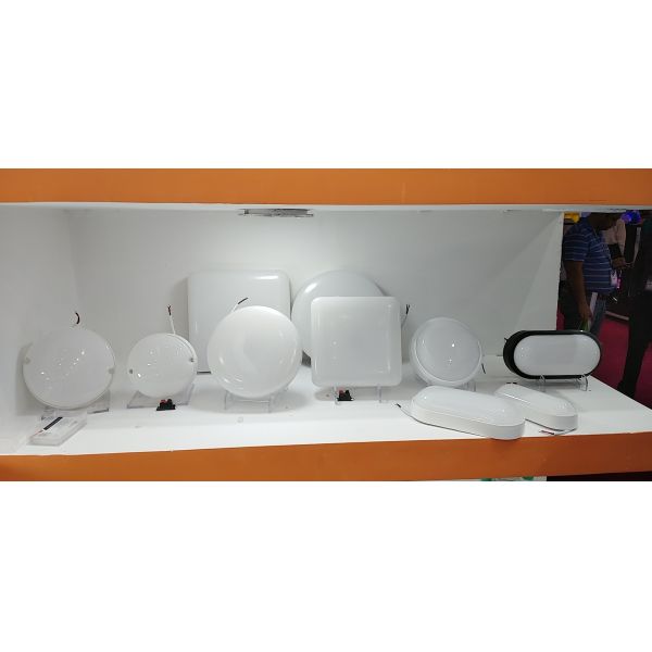 12 W Circular Plastic Small Bulkhead Light  6000K Dustproof For Patio