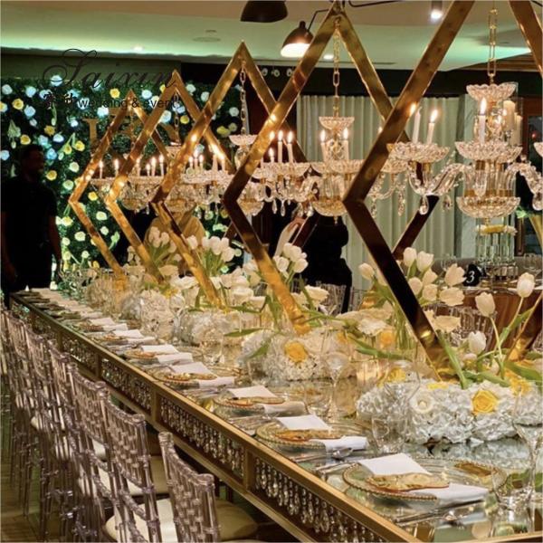 Novo estilo quente para a peça central do casamento cristal ouro candelabra mesa de decoração lustres porta-velas com suporte