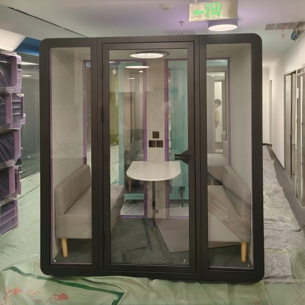 Soundproof Phone Booth with 7-layer Acoustic Structure and 5 Year Warranty for Indoor Usage