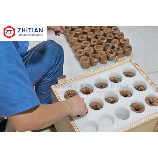 Screw Segment With 45° Kneading Profile For High-Shear Mixing Zone