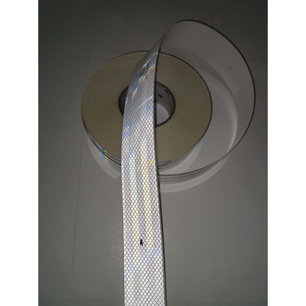 3M 983-10 ES White, Diamond Grade,  With ECE, 50.8 mm x 45.72 m, 1 Roll/Carton