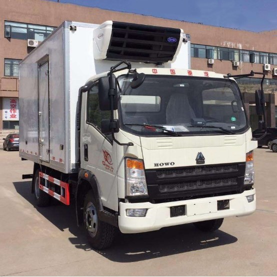 light duty HOWO 5 ton refrigerator truck