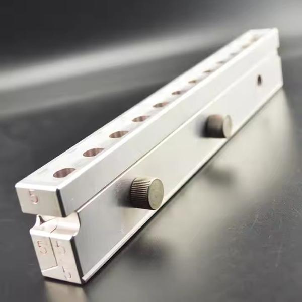 アルミニウム リップスティック 模具 高速生産 CNC 機械 精密部品