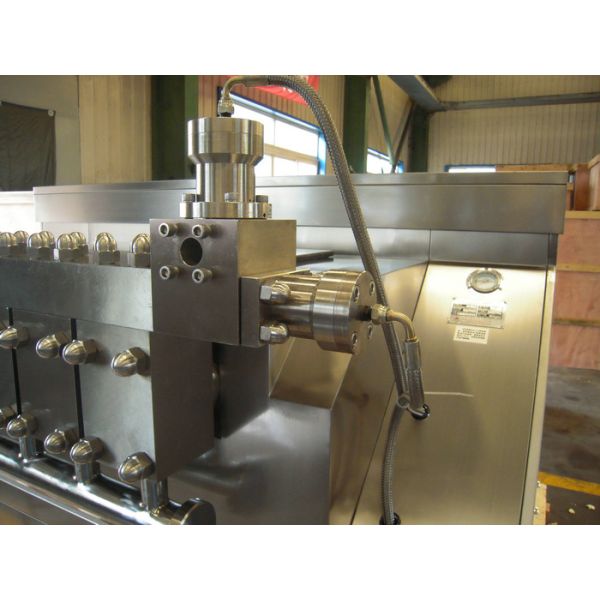 Гомогенизатор компактной текстуры жидкостный с пневматическим/ручным Оператинг