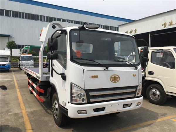 Euro 6 Left Hand Drive Faw Flatbed Recovery Truck 4 Tonne With 2 Sections Underlift