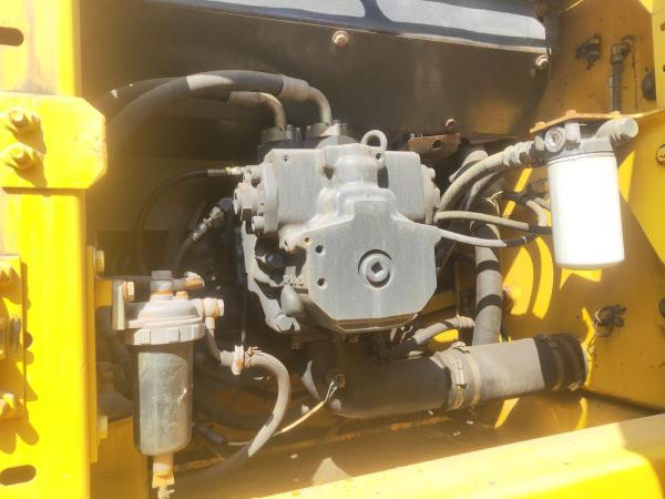                  Used Hot Sales Komatsu Hydraulic Excavator PC220-7 for Construction Work, Track Digger PC220 PC200 Medium Excavator on Promortion             