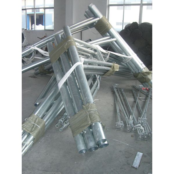 ODM 2M - 30M Q345 Steel Decorative Street Light Pole / Road Light Pole Anti Rust