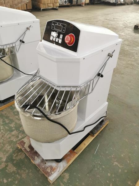 Máquina de mistura espiral de 80L 3,37KW Equipamento de moagem de massa 17,8 Rpm Aparelho de cozinha de restaurante