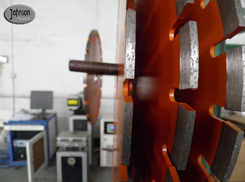 350mm Diamond Concrete Saw Blades , Laser Loop Diamond Asphalt Cutting Blade