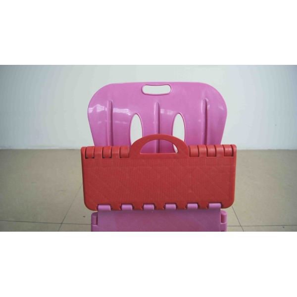 Durable Kids Playroom Furniture Plastic Folding Chairs Lightweight With Handle