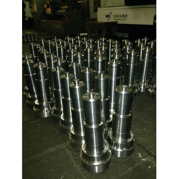 Высокий молоток миссии 60 СД 6 КЛ 60 ПОЛИСМЕНА 64 бурового наконечника ДХД 360 Дтх воздушного давления