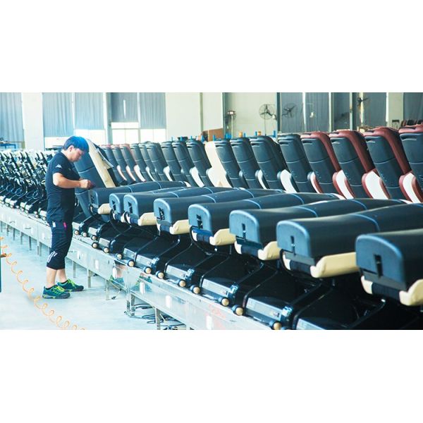 2d Luxury Zero Gravity Leather Recliner Massage Chairs TFT HD ISO9001