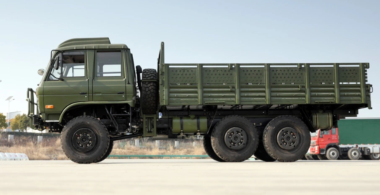 10T 12T 15T Движение на всех колесах Дизельный внедорожник с ESC и большой вместимостью