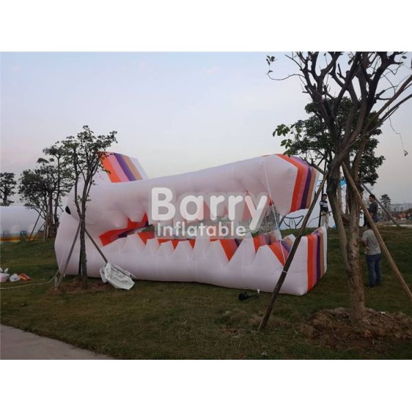 Produits gonflables commerciaux de la publicité du tissu LED d'Oxford pour la couleur de blanc d'événement