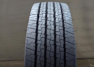 Urban Buses / Travel Coach Tires 10R22.5 Closed Outboard Shoulder Design