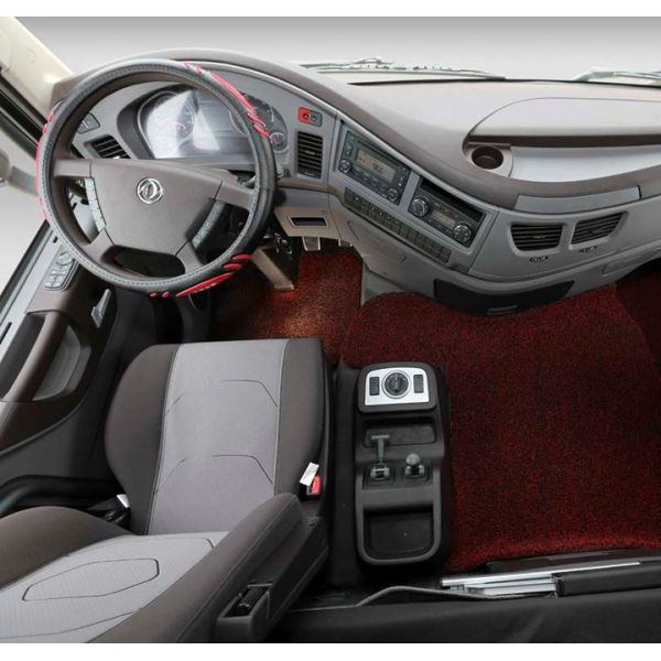 Dongfeng Used Cargo Truck ISZ480 50 Engine For Heavy Duty Long Haulage Transportation