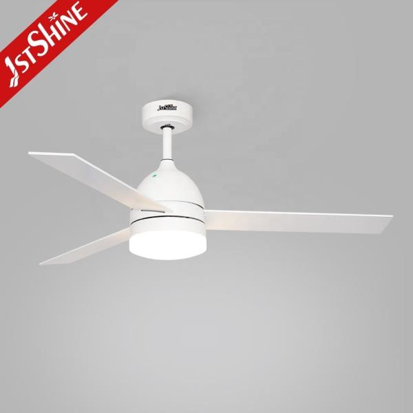Ventilador de teto multicolor de 52 polegadas com controle remoto e função de luz LED