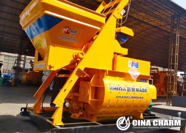 Self Loading Concrete Mixer Machine , Twin Shaft Cement Concrete Machine