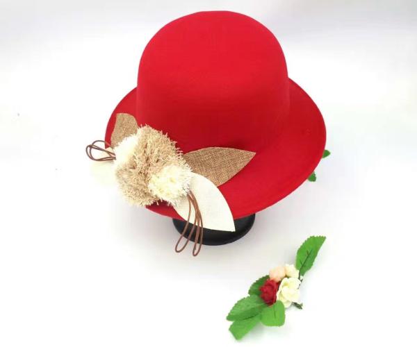100% Poly Straw Female Wide Brim Hats With Decorating Flower / Woven Label