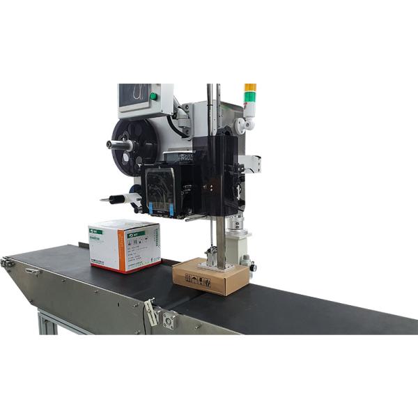 Sistema avançado de rotulagem automática de sopro de tampão para aplicação perfeita de rótulos