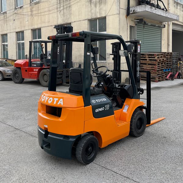 Fork Width 125 3m Lifting 2 Door Frame Japan Engine Diesel 10 Ton Forklift Truck