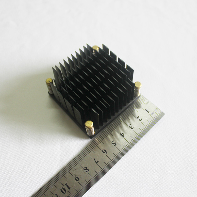 Аксессуары камеры охлаждая выковали Heatsink с процессом CNC подвергая механической обработке