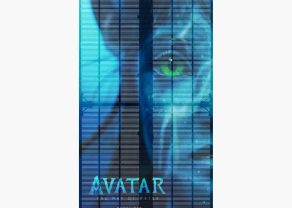 Écran d'affichage LED transparent intérieur personnalisé 4000-4500cd P3.9 pour centres commerciaux, conception en grille couleur