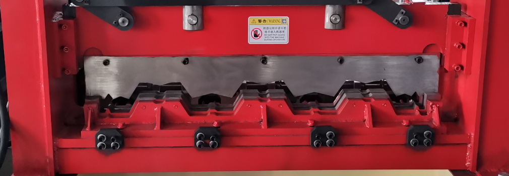 Гидравлический Plc металла 0.8mm Decoiler украшая формирующ машину