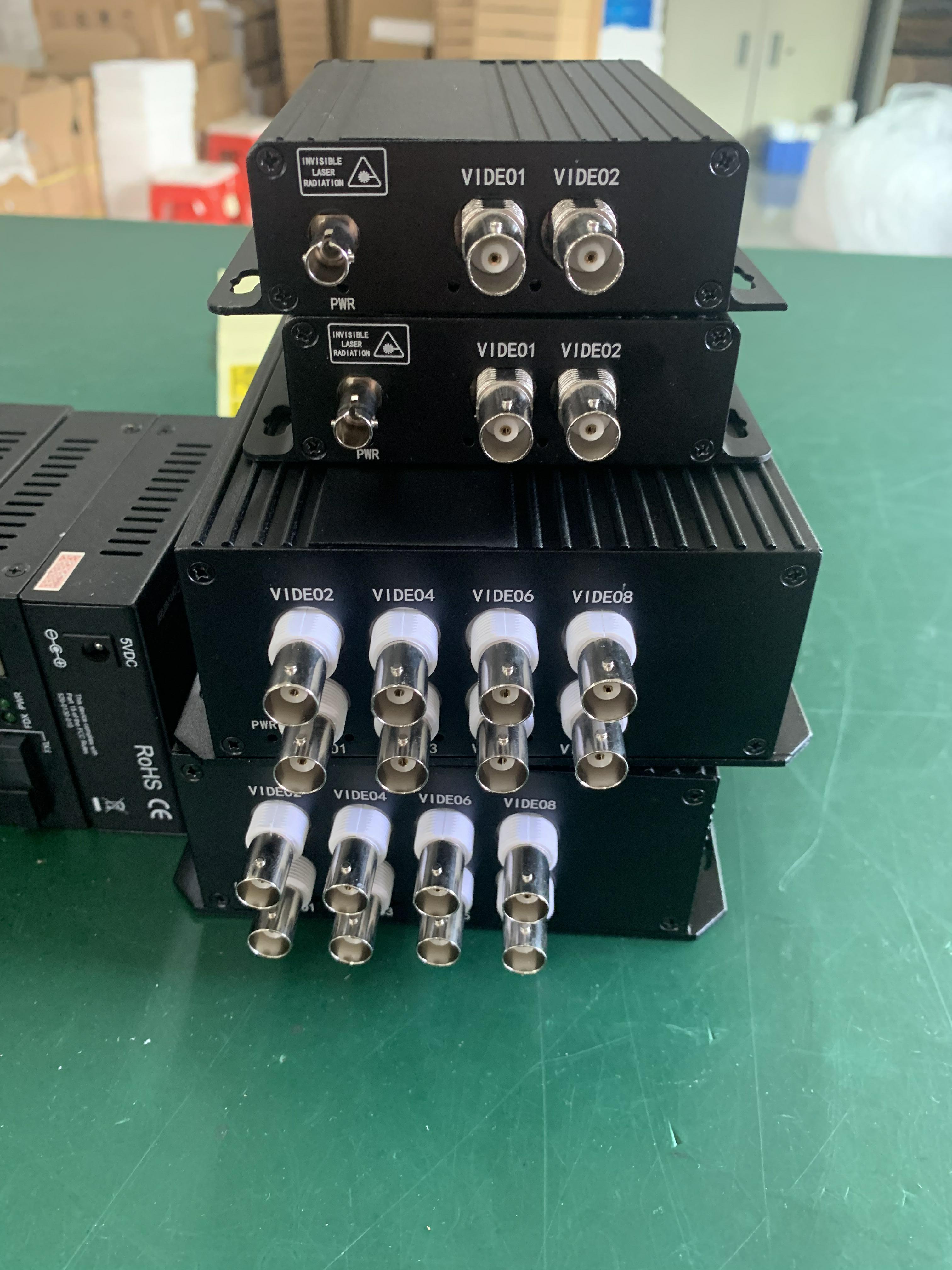 2 порта CCTV Аналоговый видеоволоконный конвертер 720P DC5V FC/SC/ST соединитель