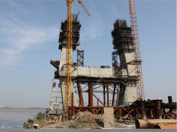 Synchronous Auto Self Climbing Formwork (ZPM-100) with hydraulic system