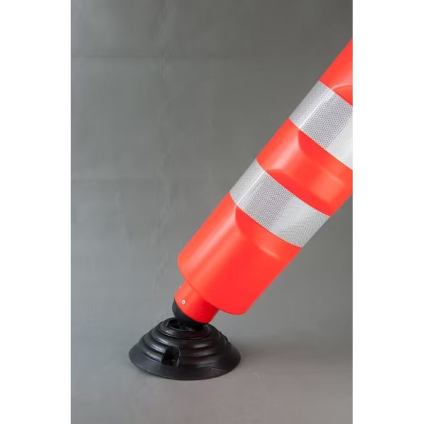 830mm ANTI-UV Flexible PE Delineator Post Traffic Warning Spring Post for Road Safety