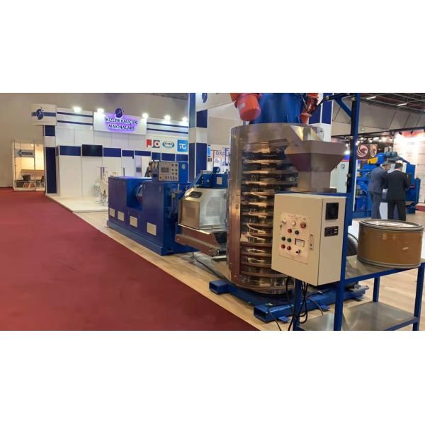 60 Liter Rubber Sole Preforms Making Machine with Horizontal Structure and Performance